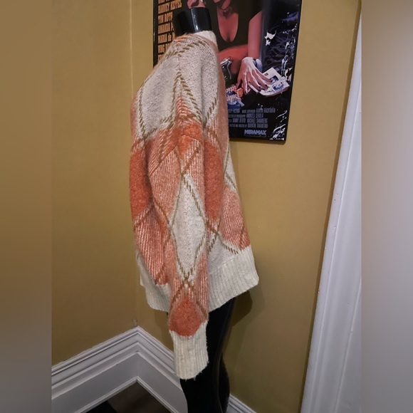 Women’s Oversized Cardigan ( Medium ) - Picture 4 of 5